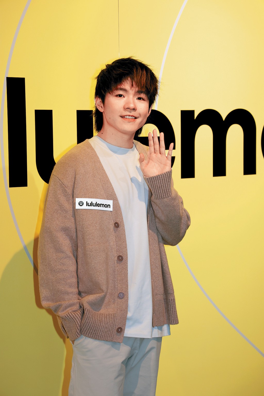 于年尾会推出第5首新歌的Ian，否认自己想争奖。