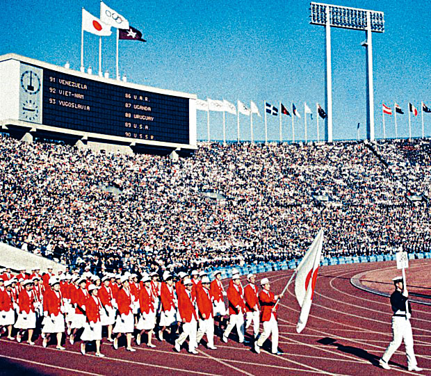 ■一九六四年东京奥运会日本队入场。　