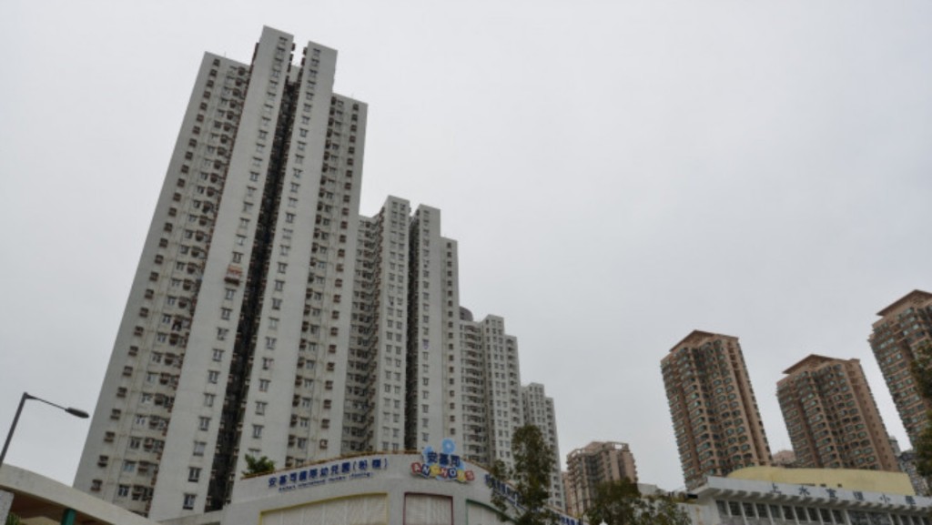 現場是粉嶺榮輝中心一單位。資料圖片