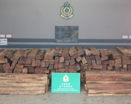 海關檢115萬元黃檀木材