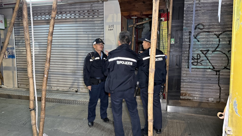 警員到場調查。