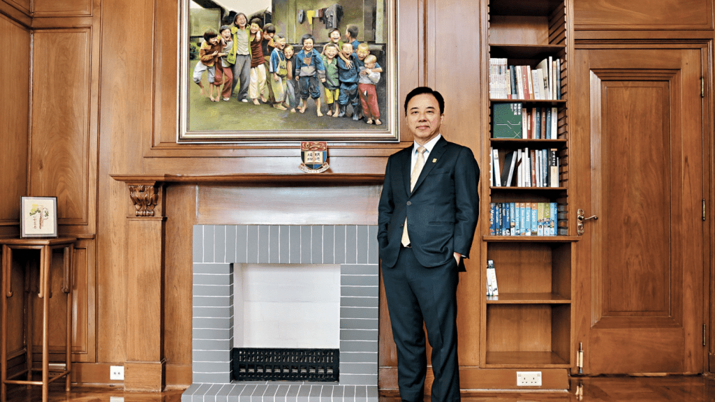 張翔2018年接任香港大學校長,成為港大首位非本地出生校長。任內,港大近年國際排名亦持續提升。資料圖片 張翔2018年接任香港大學校長,成為港大首位非本地出生校長。任內,港大近年國際排名亦持續提升。資料圖片