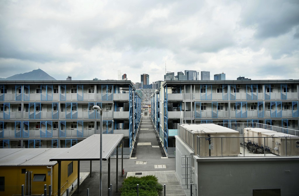 青年驛站會設停車點。