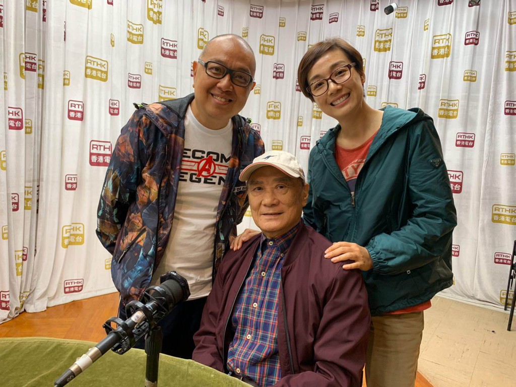 谭炳文与两位主持杨绍鸿、江美仪。