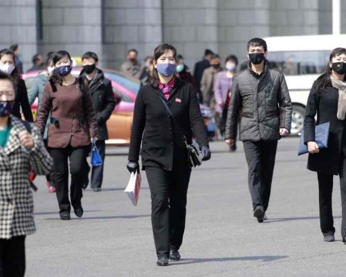 朝中社報道北韓接受隔離檢疫人數大幅減少。AP