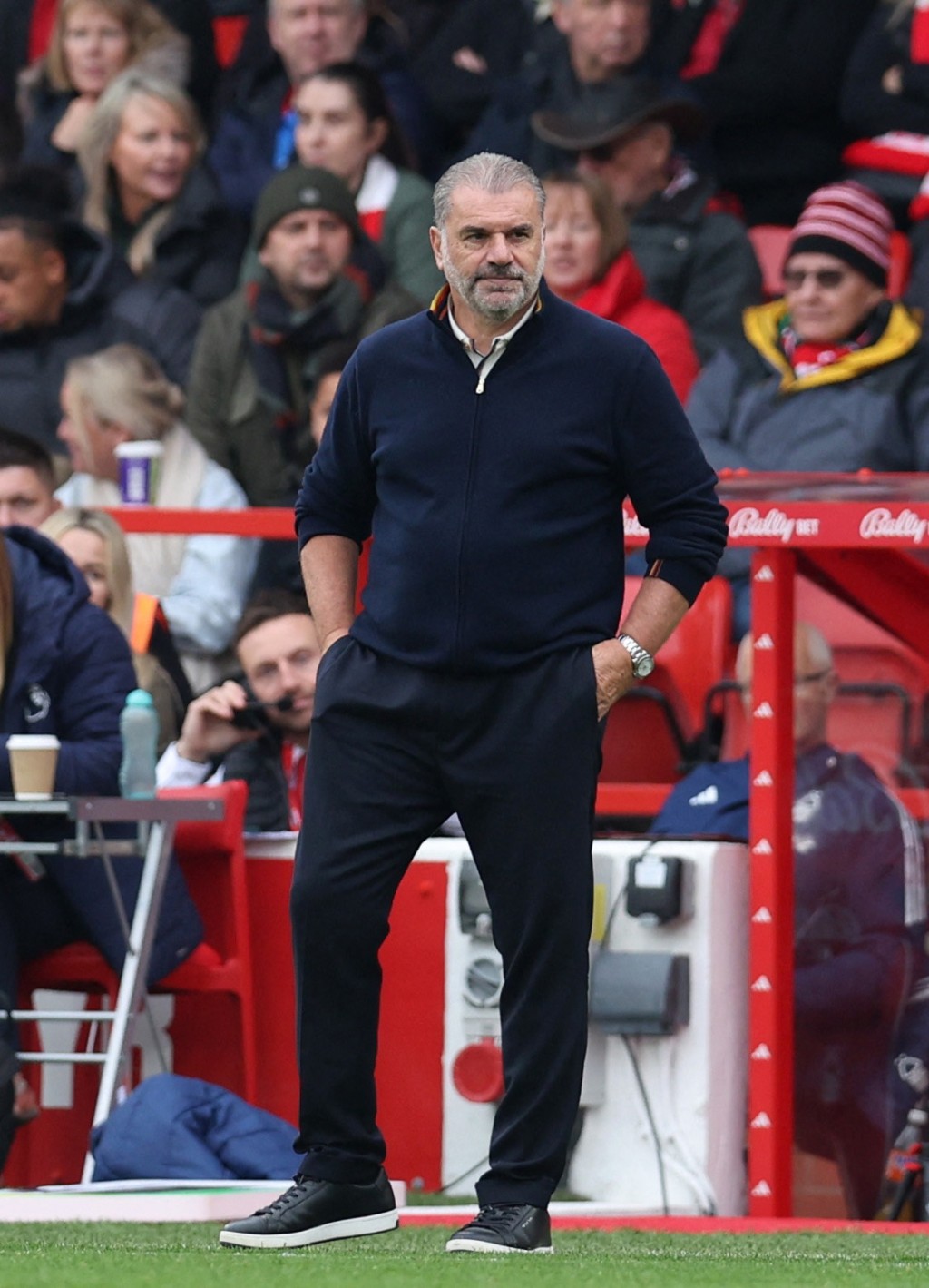 普斯迪高古有前無後的踢法，十分具娛樂性。路透社