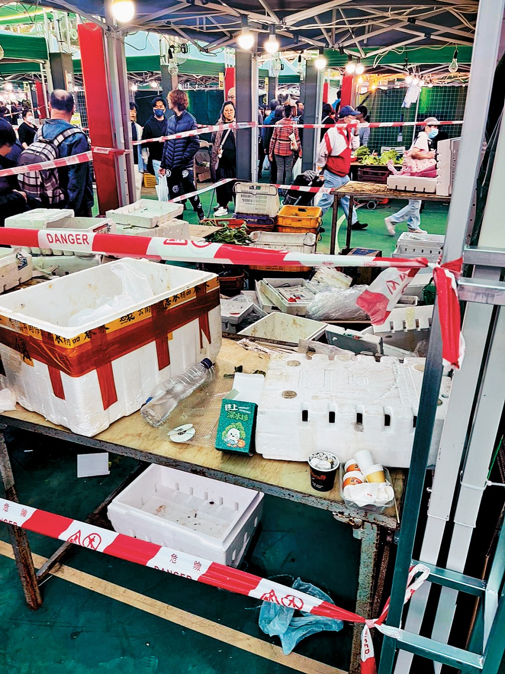 漁護署引用條款查封漁農美食嘉年華8個涉嫌售賣非自家農產品的攤檔。