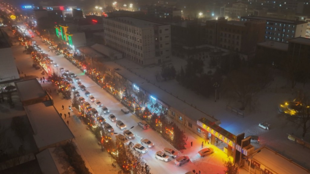 新疆气温创历史新低。(人民网)