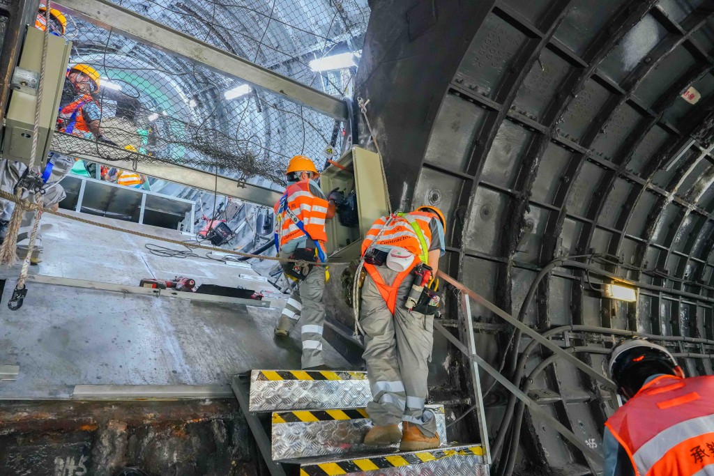 觀塘綫隧道大型基建設施更新工程。港鐵供圖