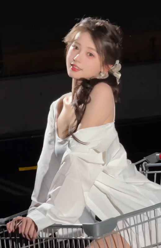 「我不叫龍蝦」抖音粉絲達579萬。抖音