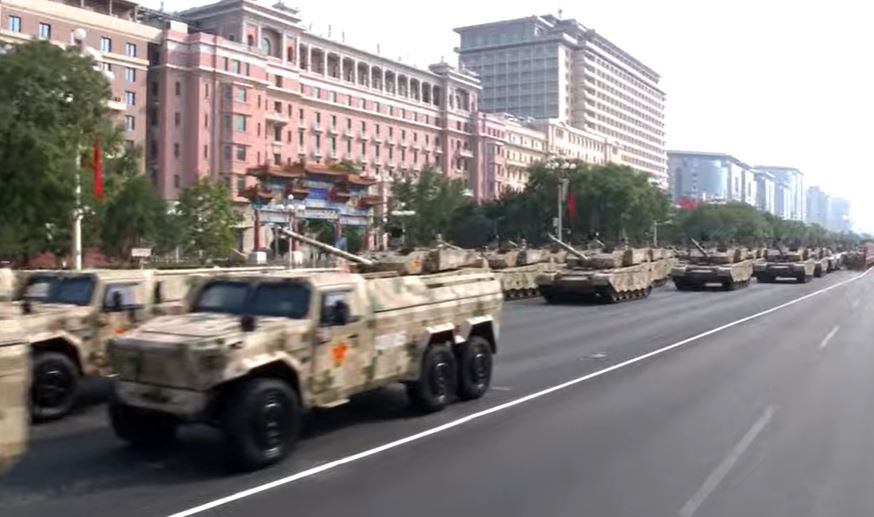 閱兵儀式開始。央視截圖