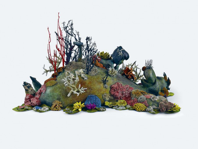 赫斯特2015年的銅雕作品之一《Best Friends 》。