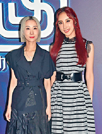 ■泳兒與許靖韻錄影《勁歌金曲》。