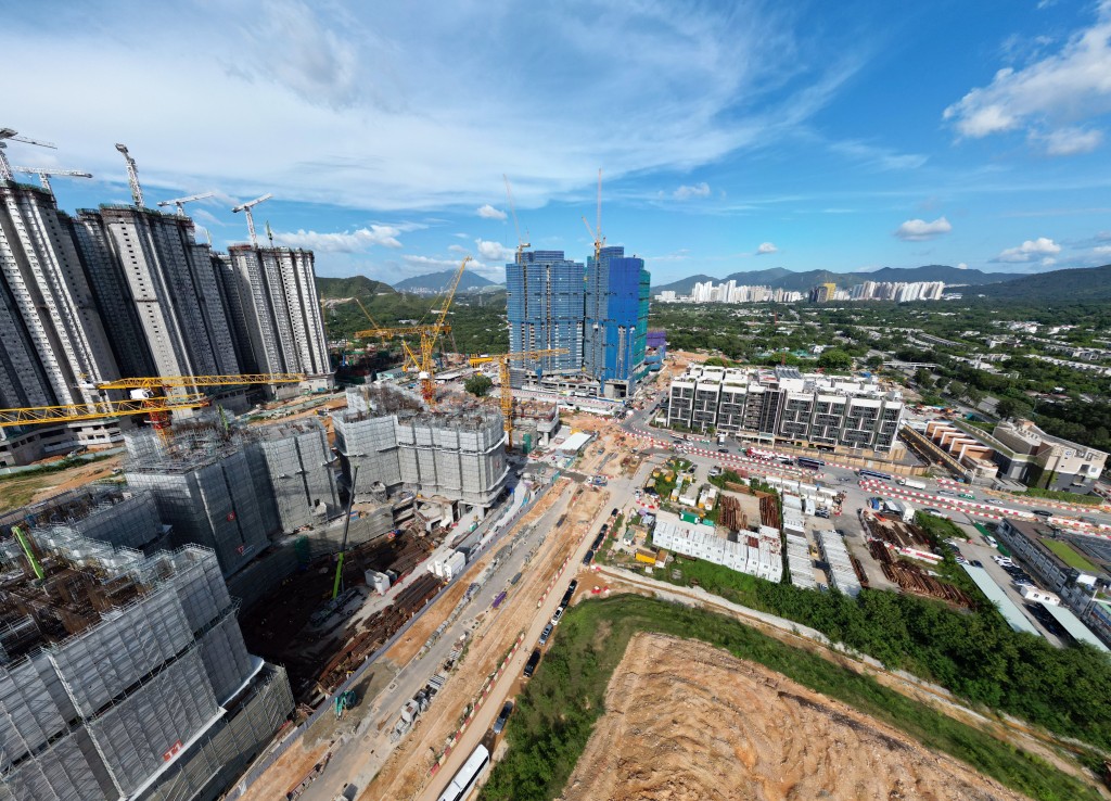 區內有多個全新盤已密鑼緊鼓部署推售，將於年內陸續登場，合共涉逾2100伙。