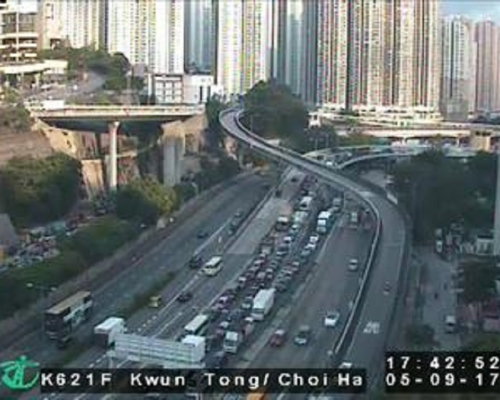 龍尾去到觀塘道近啟業邨