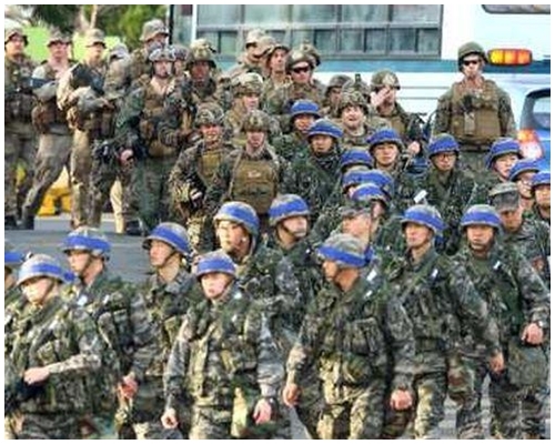 去年韓美軍演有30萬名韓軍及1.7萬千名美軍參與。AP