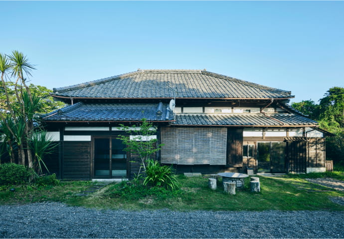 MUJI BASE透过活化日本全国各地的空置房屋及土地，建立以不同社区为基础的无印良品式「基地」（图片来源：MUJI BASE KAMOGAWA）
