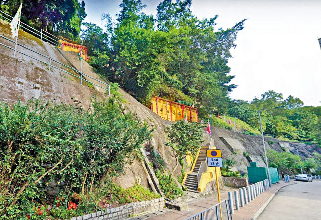 當局擬將葵涌石排街佔地六公頃的綠化地帶改劃為住宅，以發展公營房屋。