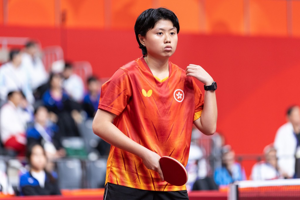 女子11級的王婷莛則以2:3惜負東道主球手同收一面銀牌。照片由中國香港殘疾人奧委會提供