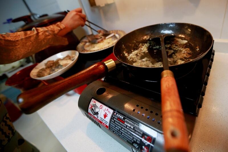 研究发现，烹饪产生的单线态氧含量与室外测量的环境污染程度相似。网图