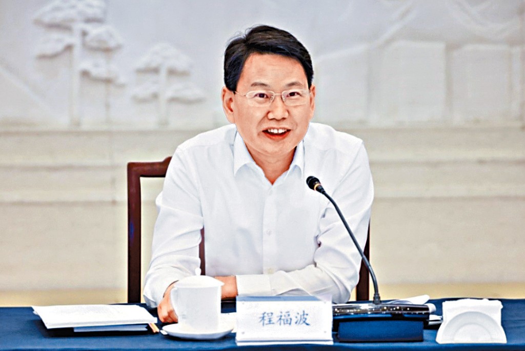 中航工業集團董事長程福波。