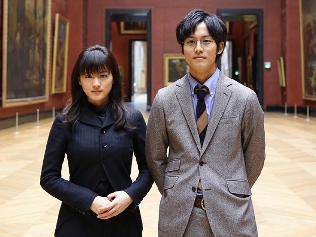 松坂同年跟綾瀨遙合作電影戲假情真,展開姊弟戀。