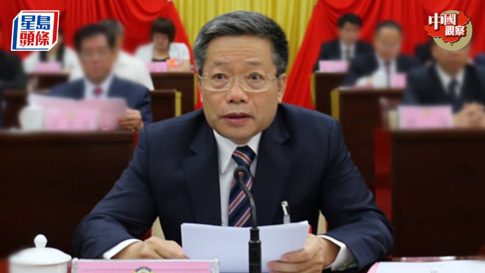 曾任百色書記的原廣西政協副主席彭曉春涉嫌嚴重違紀違法接受調查，成為「倒查十年」行動的「首虎」。