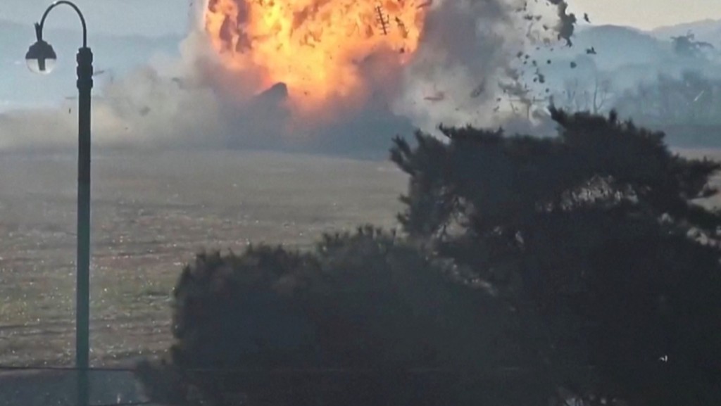 濟州航空降落時爆炸起火事故中，機長為空軍退役飛行員，同事稱飛行技術良好。路透社