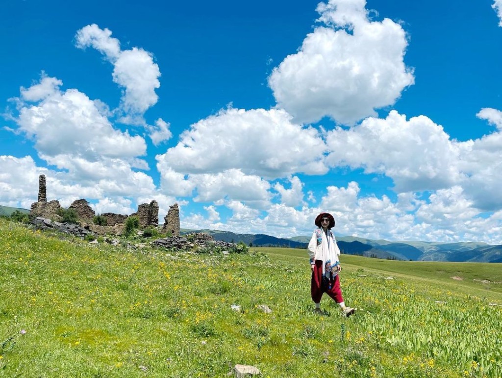 當地醫生提醒她不要洗頭,以免感冒引發高原肺水腫。