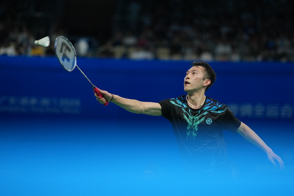 伍家朗于男单8强下马。中新社 伍家朗于男单8强下马。中新社