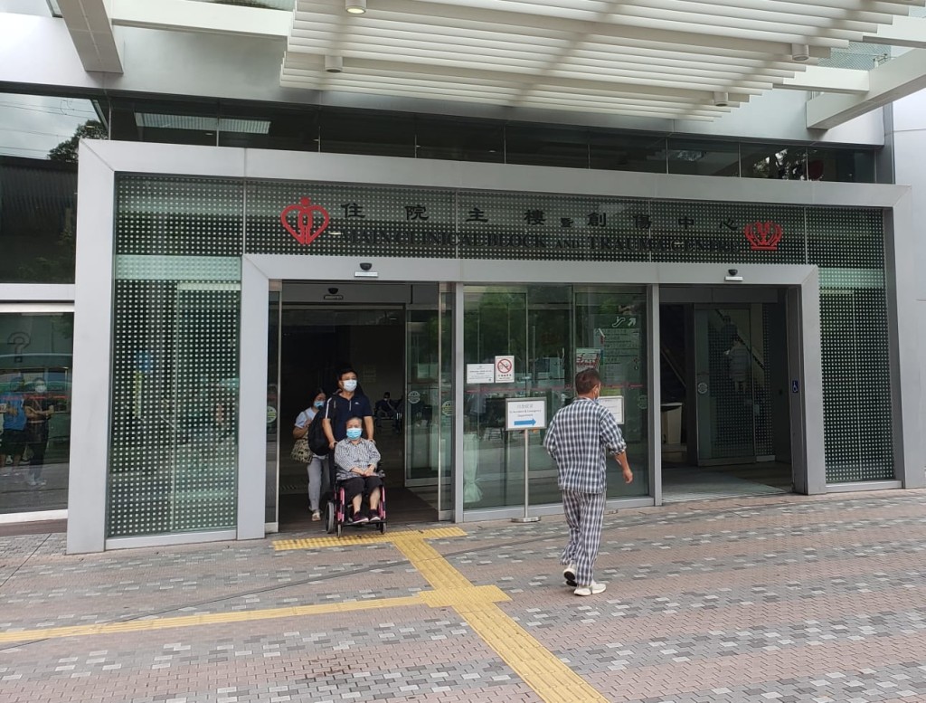 威院有護士初步確診。資料圖片