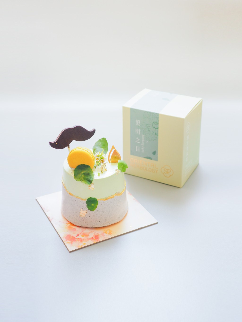 位於利東街SP Dance的《Bravo》芝麻黑豆薏米綠茶蛋糕/原價$268至$1,180,在6月10日(五)前預訂,可享早鳥價$238至$1,150,更可以八折加購《祝安好》漢方草本茶系列茶袋禮盒。(SP Dance) 位於利東街SP Dance的《Bravo》芝麻黑豆薏米綠茶蛋糕/原價$268至$1,180,在6月10日(五)前預訂,可享早鳥價$238至$1,150,更可以八折加購《祝安好》漢方草本茶系列茶袋禮盒。(SP Dance)
