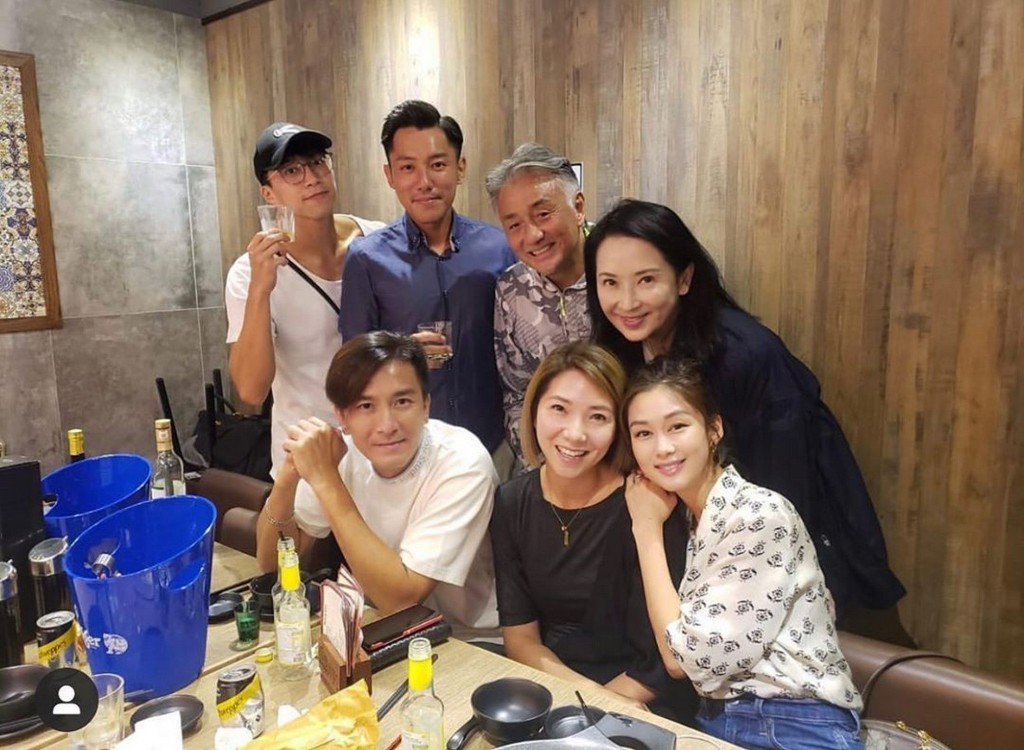 龔姐同《寶》劇演員馬國明、岑麗香、車婉婉、吳黛融、吳業坤好鬼Friend。
