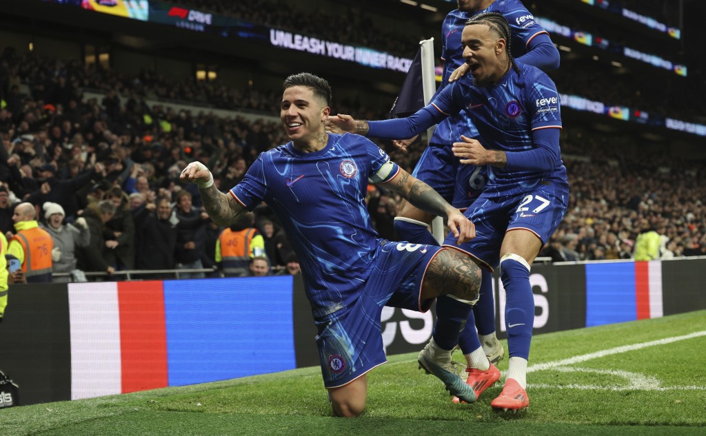  安素費南迪斯連續兩對熱刺取得入球。美聯社