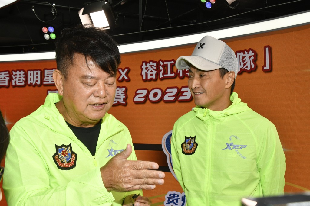 对于有传林家楝回巢担任TVB高层，陈百祥表示不参与人事政策。