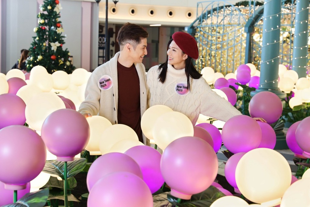 槲寄生绵延的「弦光隧道」最啱打卡。