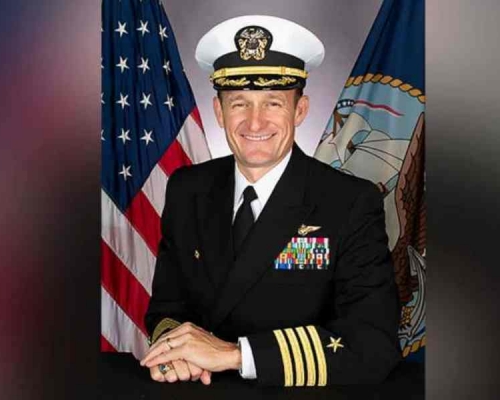 克羅齊爾被海軍罷免職務。海軍官網