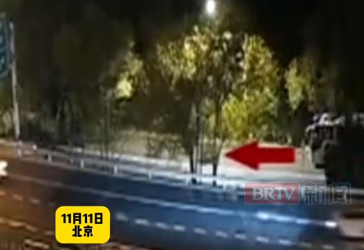 馮某醉酒後堅持自駕電雞回家，結果途中6次自炒，最後身亡。BRTV