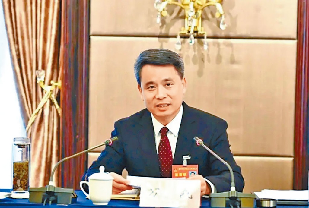 赣州市市长万凯辞职。