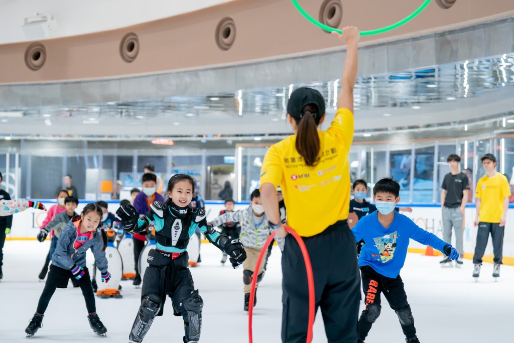 計畫為超過1000名基層學童提供了一次溜冰體驗課程。 公關圖片