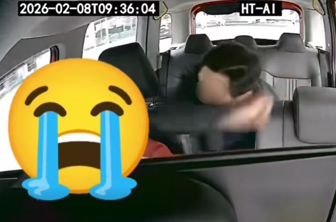 醉客又再撲向前襲擊司機。fb車cam L（香港群組）影片截圖