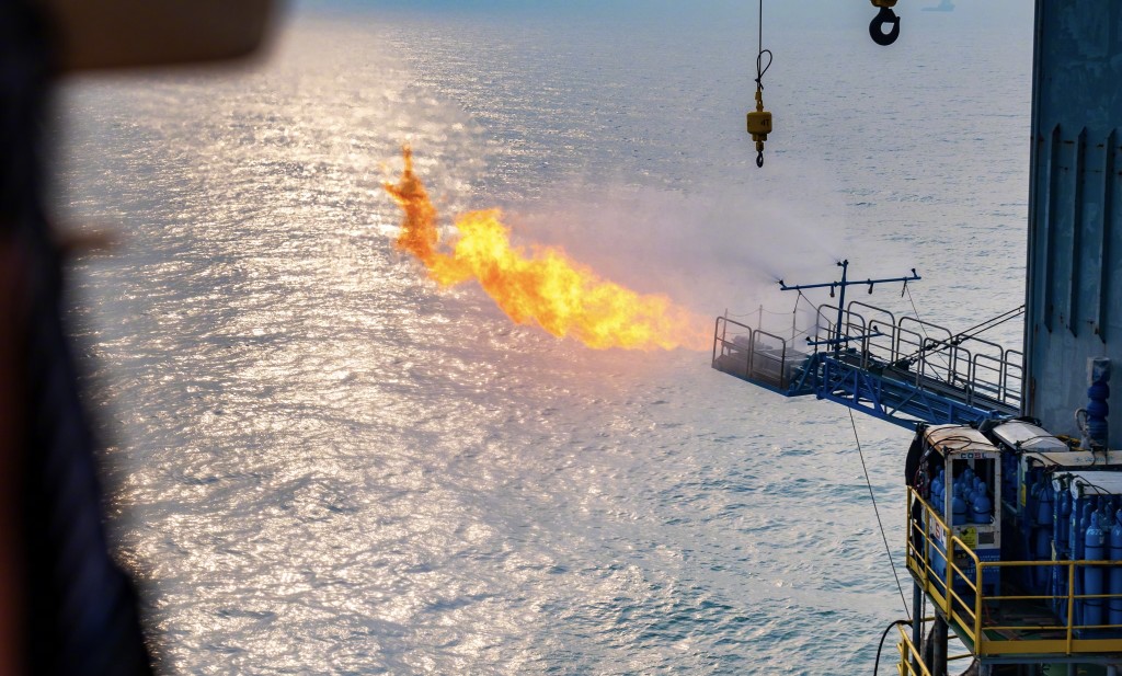 渤中26-6發現井測試成功，喜獲300米油層。