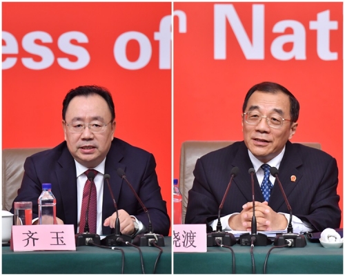 中共中央組織部副部長齊玉(左)及中央紀律檢查委員會副書記楊曉渡(右)。新華社圖片