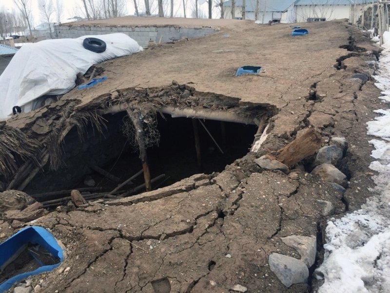 伊朗早前發生5.9級地震，在土耳其東部釀成9死。(新華社)