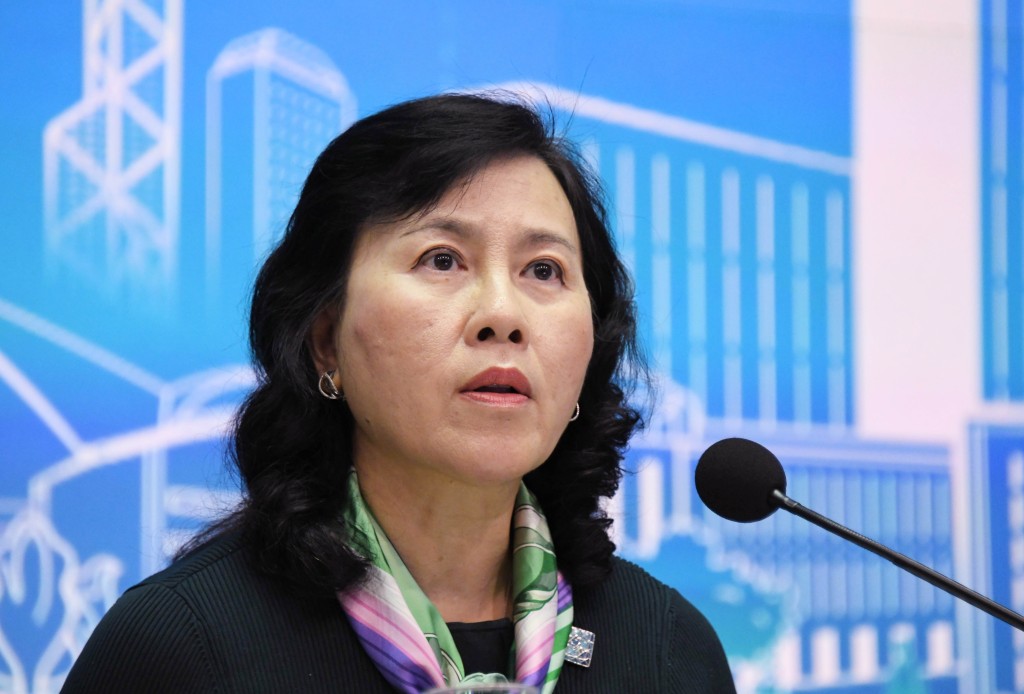 陳美寶表示，「港車北上」自實施至今，約有16萬輛香港私家車曾經參與。