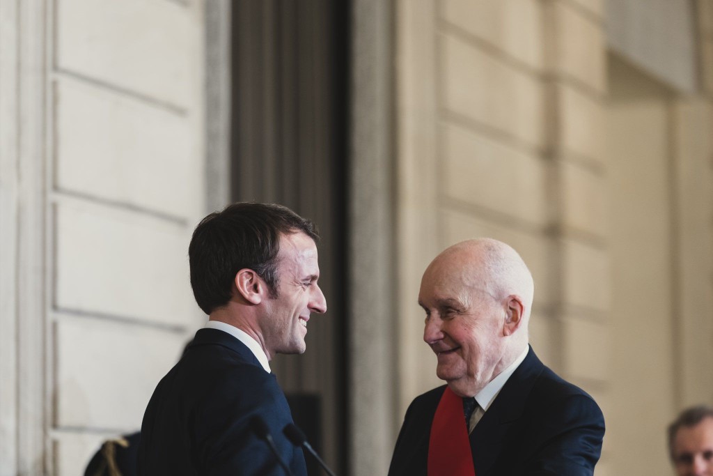 法國總統馬克龍發文悼念Michel。