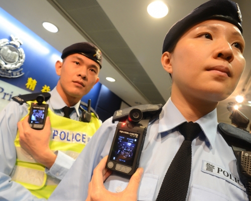 警方冀透過設數碼動態攝錄機加強執法透明度。 資料圖片