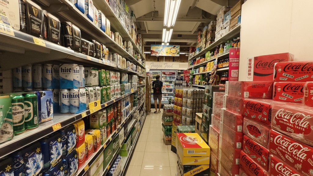 消息指,阮民安涉嫌在土瓜灣一間惠康超級市場內偷取百多元食品。 消息指,阮民安涉嫌在土瓜灣一間惠康超級市場內偷取百多元食品。