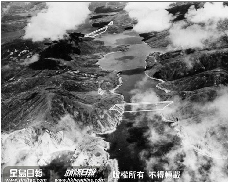 在糧船灣(左)和西貢半島間通道上的水塘，便是由圖示中的堤壩圍封形成。資料圖片