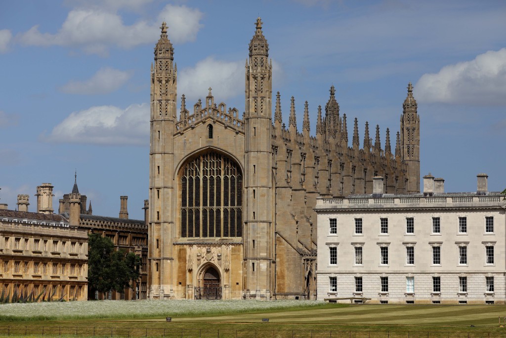 英国的剑桥大学是不少尖子心仪的学校。